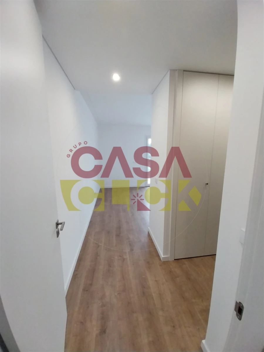 Moradia T5 para Venda em São João Baptista Foto 26