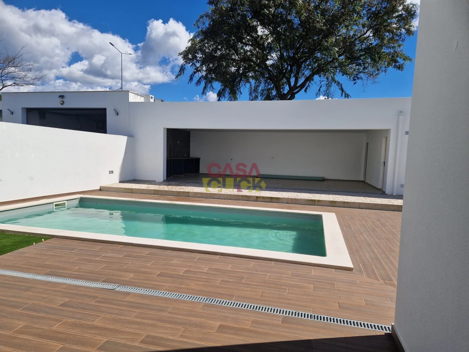 Moradia T5 para Venda em São João Baptista Foto 59