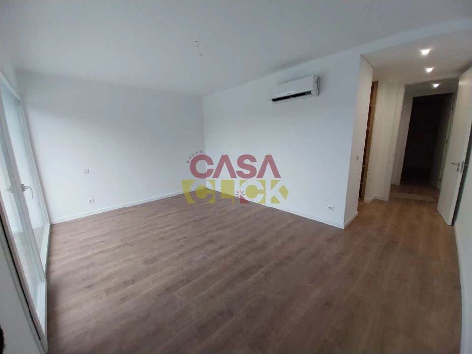 Moradia T5 para Venda em São João Baptista Foto 21