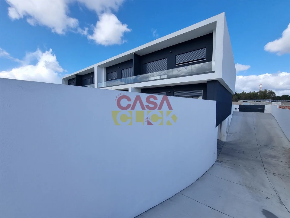 Moradia T4 para Venda em São João Baptista Foto 16