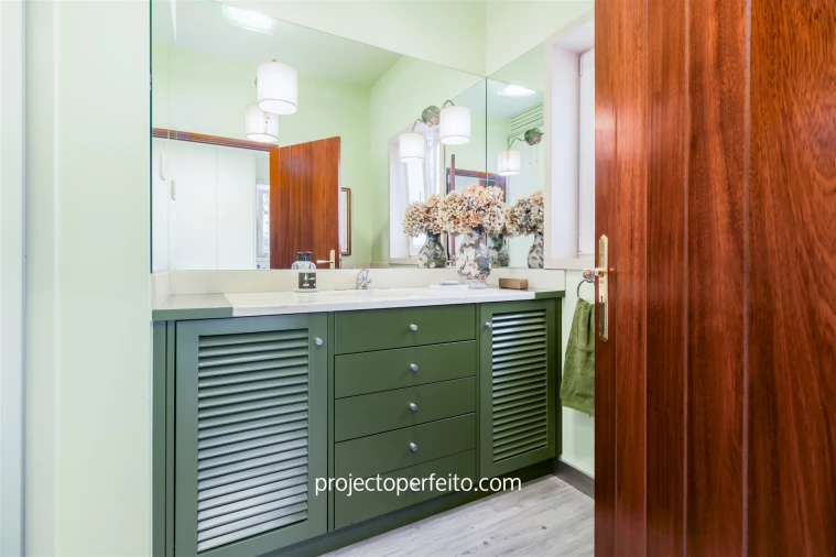 Moradia T4 para Venda em Paços de Brandão Foto 21