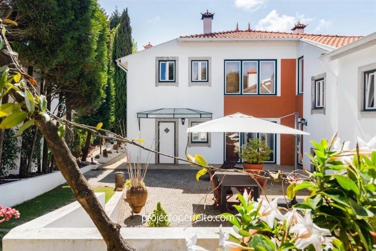 Moradia T4 para Venda em Paços de Brandão Foto 3