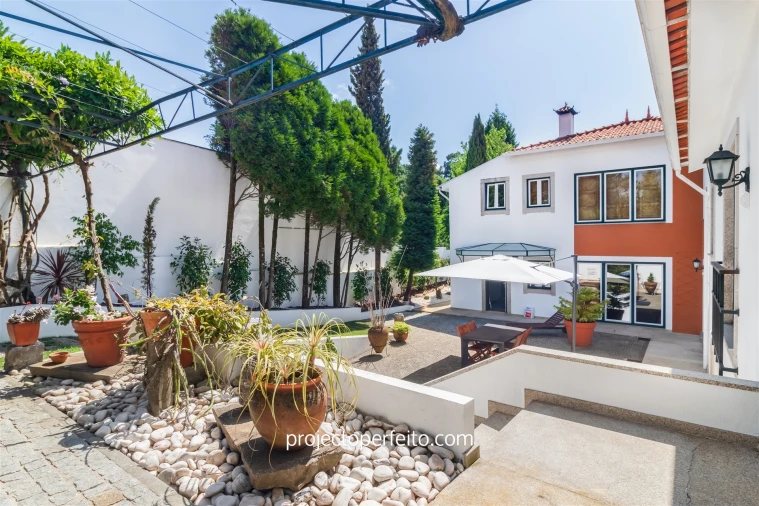 Moradia T4 para Venda em Paços de Brandão Foto 8