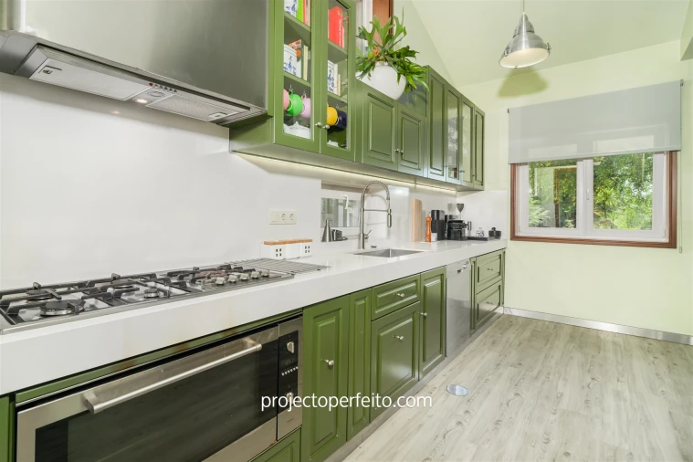 Moradia T4 para Venda em Paços de Brandão Foto 18