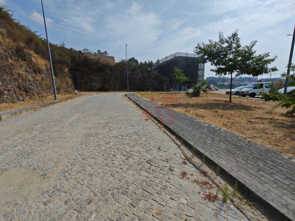 Terreno para Venda em Cristelos, Boim e Ordem Foto 2