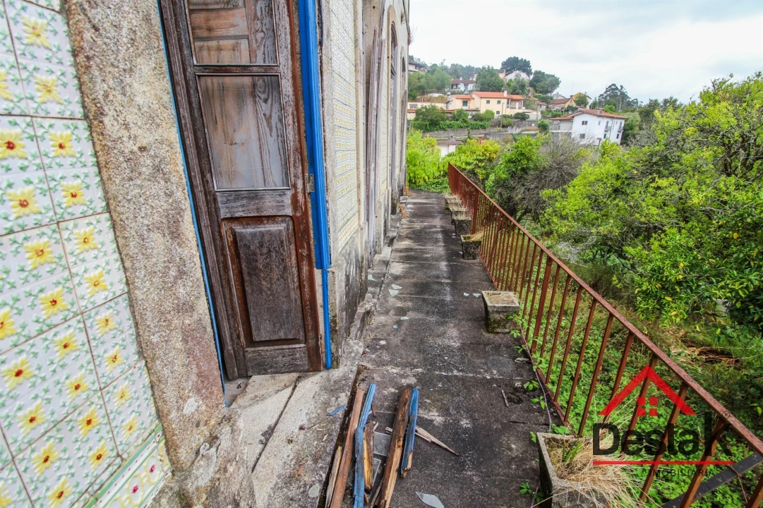 Moradia T5 para Venda em Cedrim e Paradela Foto 8