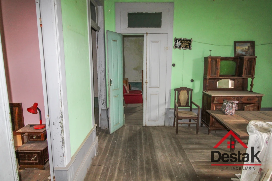 Moradia T5 para Venda em Cedrim e Paradela Foto 32