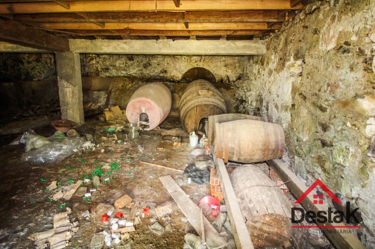 Moradia T5 para Venda em Cedrim e Paradela Foto 14