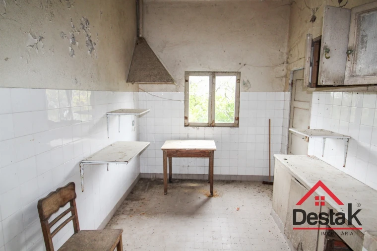 Moradia T5 para Venda em Cedrim e Paradela Foto 28