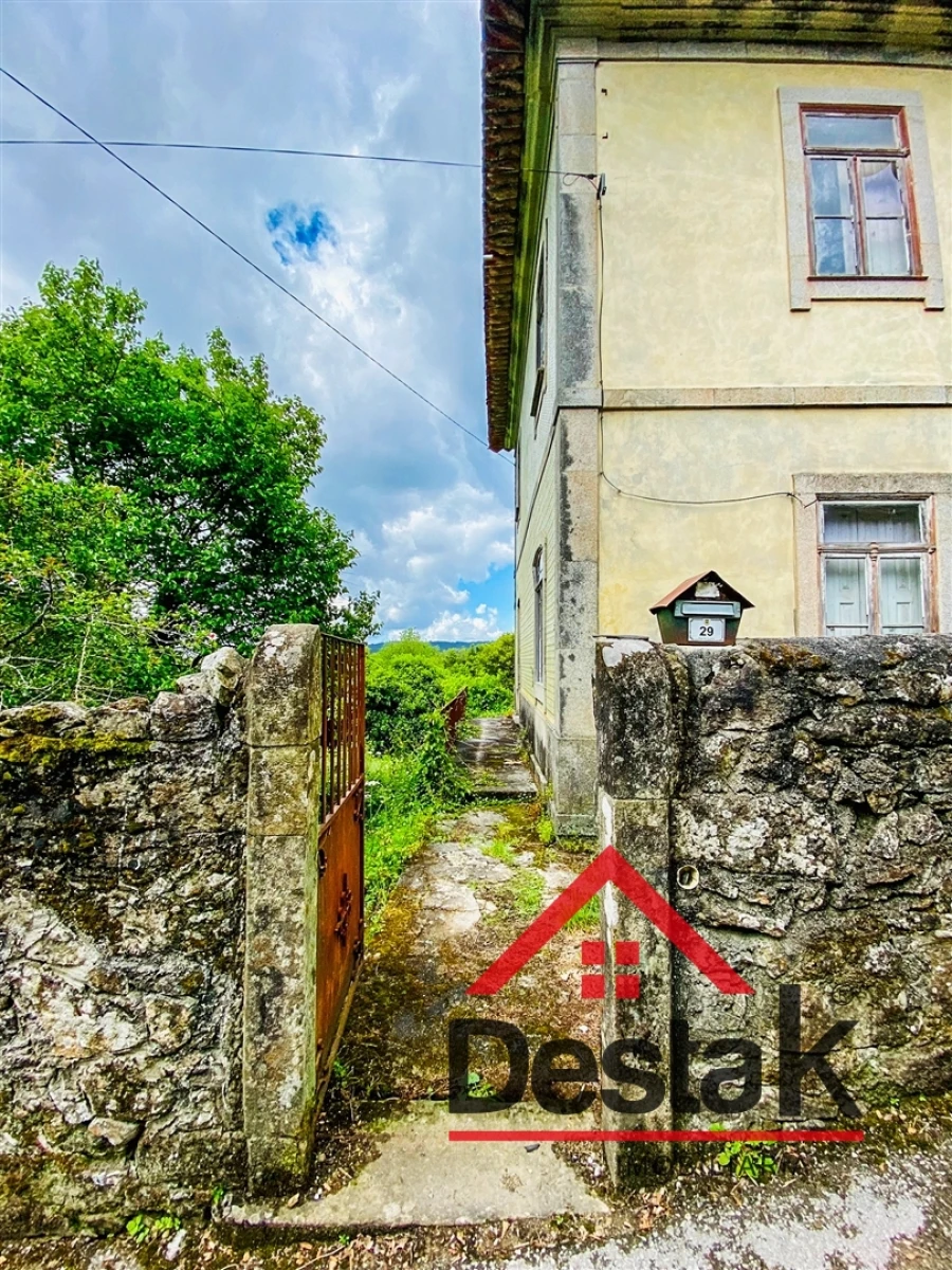 Moradia T5 para Venda em Cedrim e Paradela Foto 6