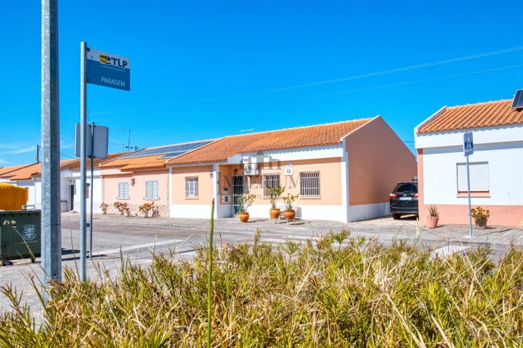 Moradia T3 para Venda em Almeirim Foto 8