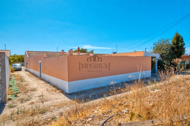 Moradia T3 para Venda em Almeirim Foto 6