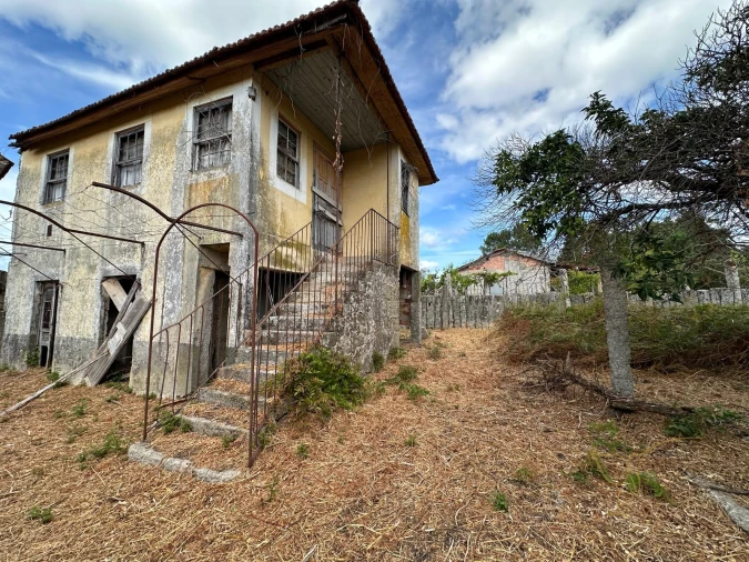 Moradia T0 para Venda em Mazedo e Cortes