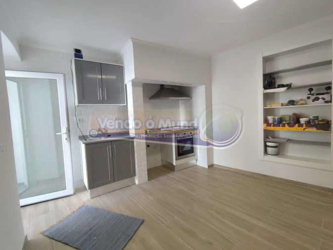 Moradia T2 para Venda em Salvaterra de Magos e Foros de Salvaterra Foto 3