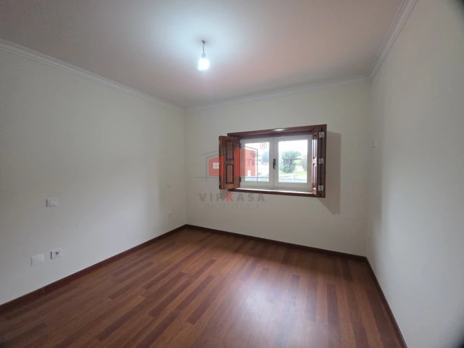 Moradia T3 para Venda em Nine Foto 10