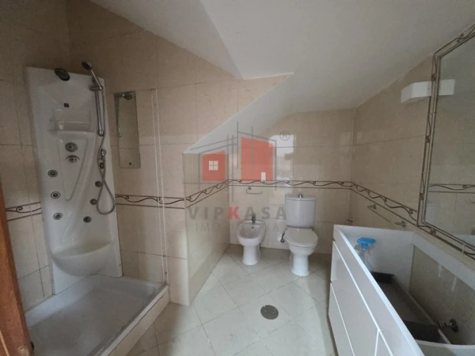 Moradia T3 para Venda em Nine Foto 10