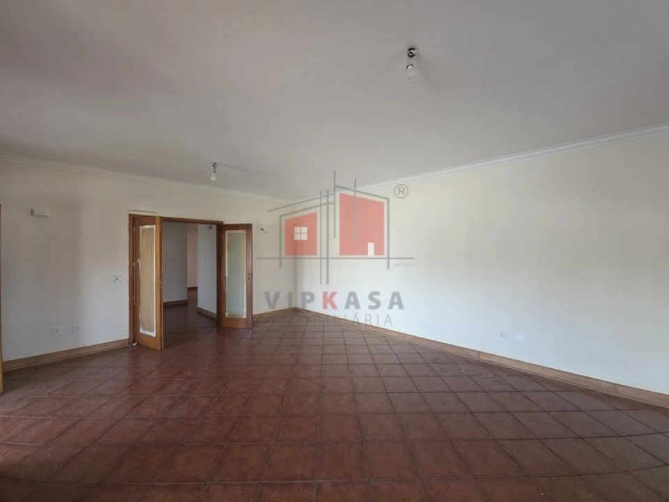 Moradia T3 para Venda em Nine Foto 7