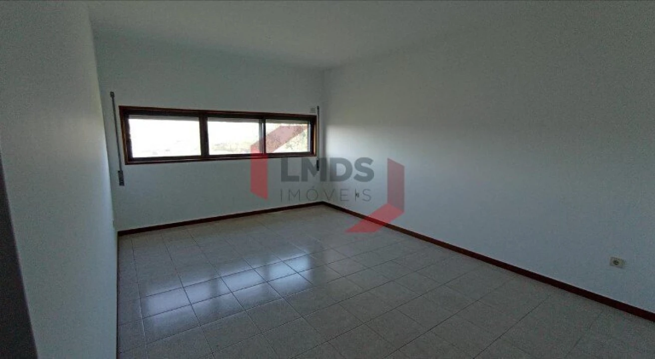 Apartamento T4 para Venda em Perafita, Lavra e Santa Cruz do Bispo Foto 2