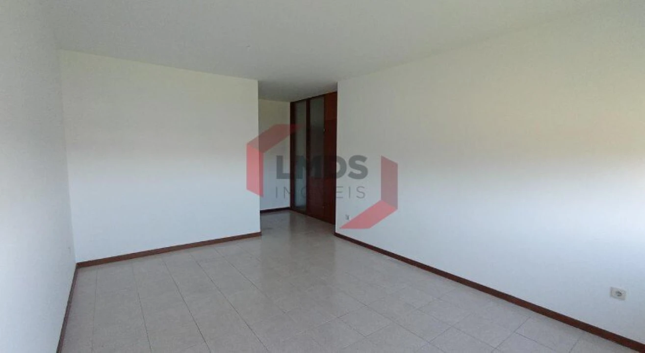 Apartamento T4 para Venda em Perafita, Lavra e Santa Cruz do Bispo Foto 3
