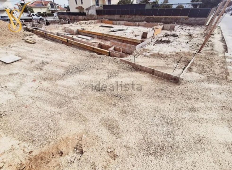 Moradia T4 para Venda em Fernao Ferro Foto 13