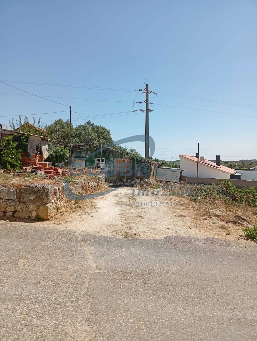 Moradia T3 para Venda em Pedrogão Foto 1