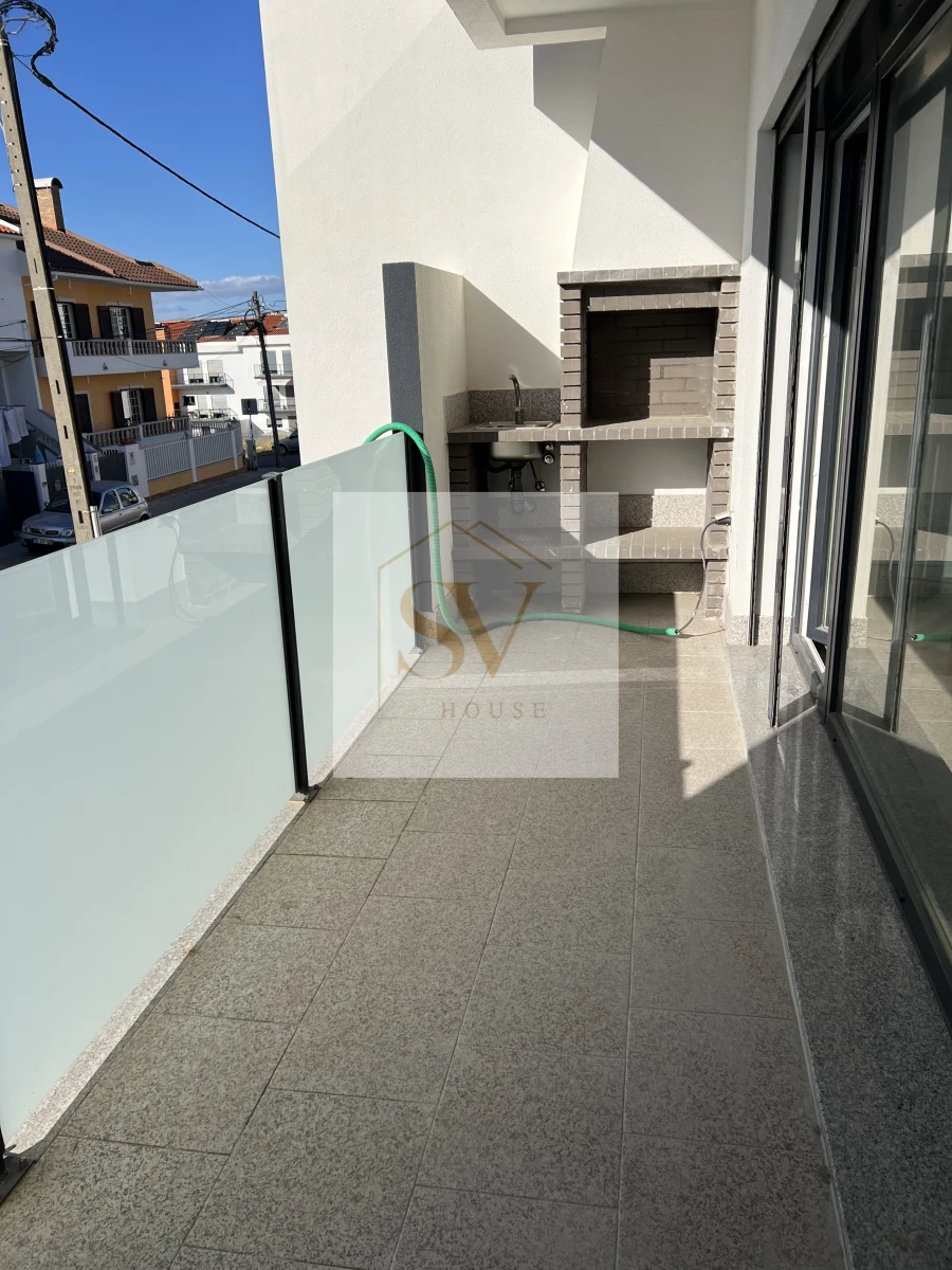 Moradia T3 para Venda em Corroios Foto 15