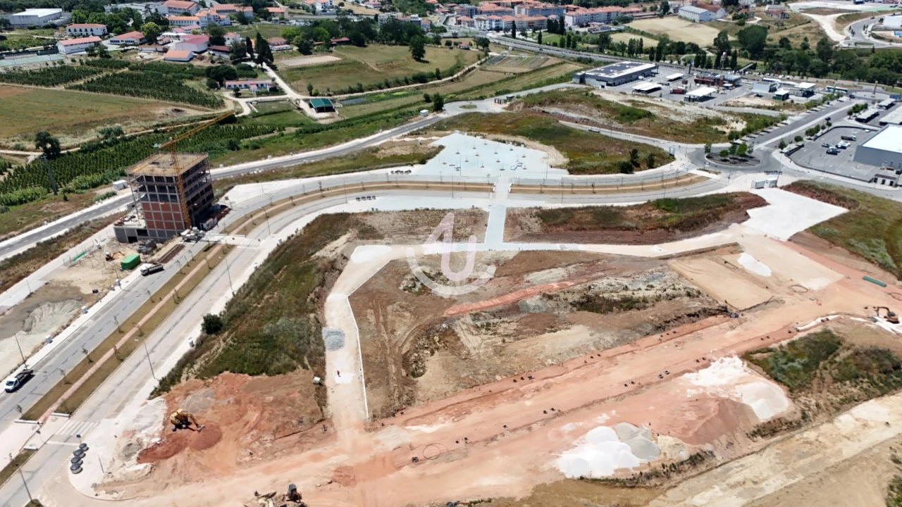 Terreno para Venda em Evora de Alcobaça Foto 4