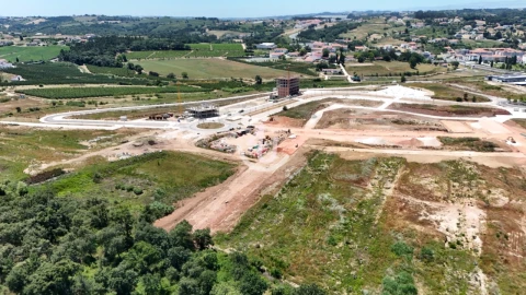Terreno P/ Prédio para Venda em Evora de Alcobaça