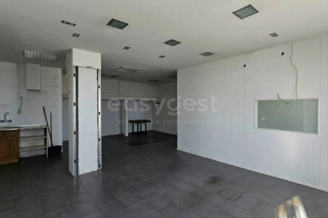 Moradia T3 para Venda em Salgueiro do Campo Foto 31