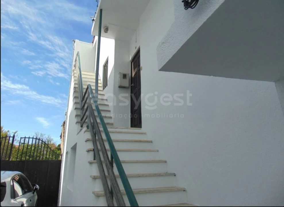 Moradia T3 para Venda em Salgueiro do Campo Foto 6