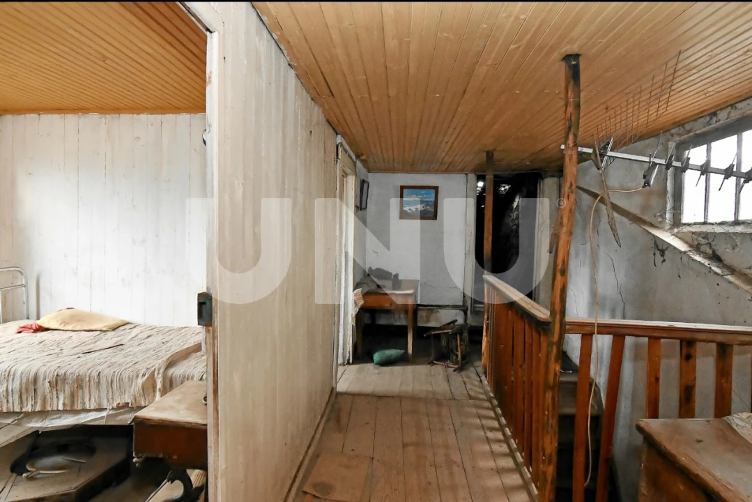 Moradia T4 para Venda em Alcaria Foto 8