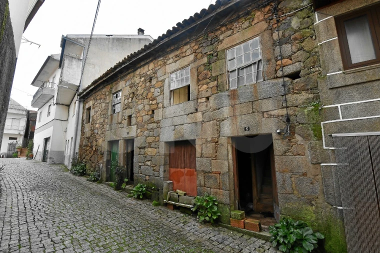 Moradia T4 para Venda em Alcaria Foto 1