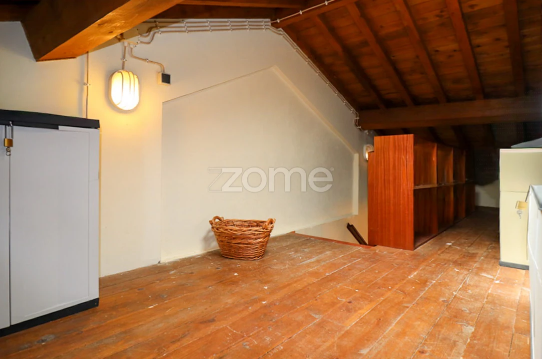 Moradia T2 para Venda em Mosteiros Foto 23