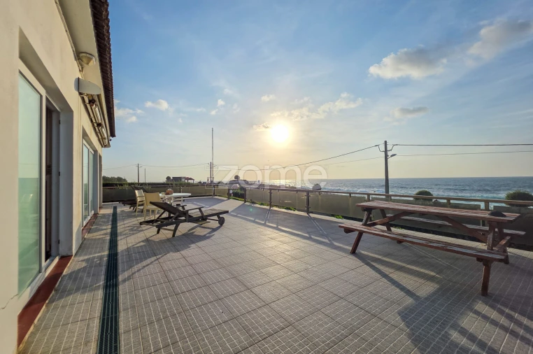 Moradia T2 para Venda em Mosteiros Foto 5