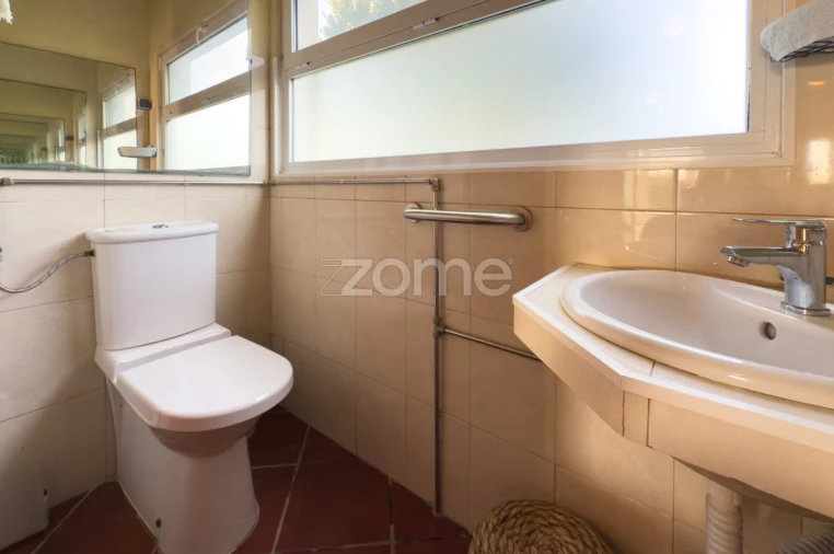 Moradia T2 para Venda em Mosteiros Foto 17