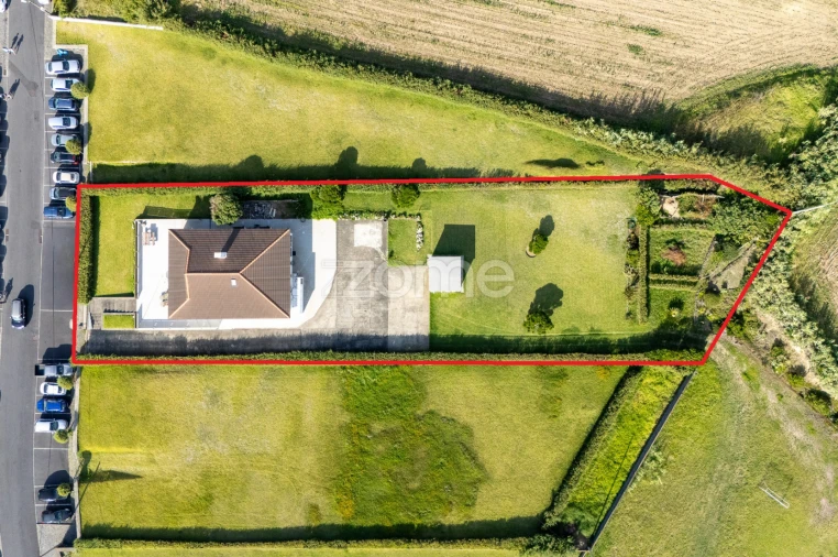 Moradia T2 para Venda em Mosteiros Foto 33