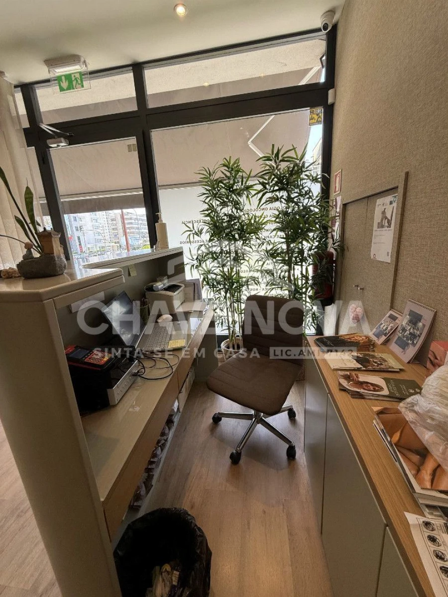 Loja para Trespasse em Aldoar, Foz do Douro e Nevogilde Foto 5