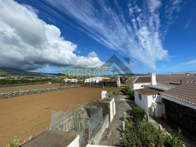 Moradia T5 para Venda em Cabo da Praia Foto 5