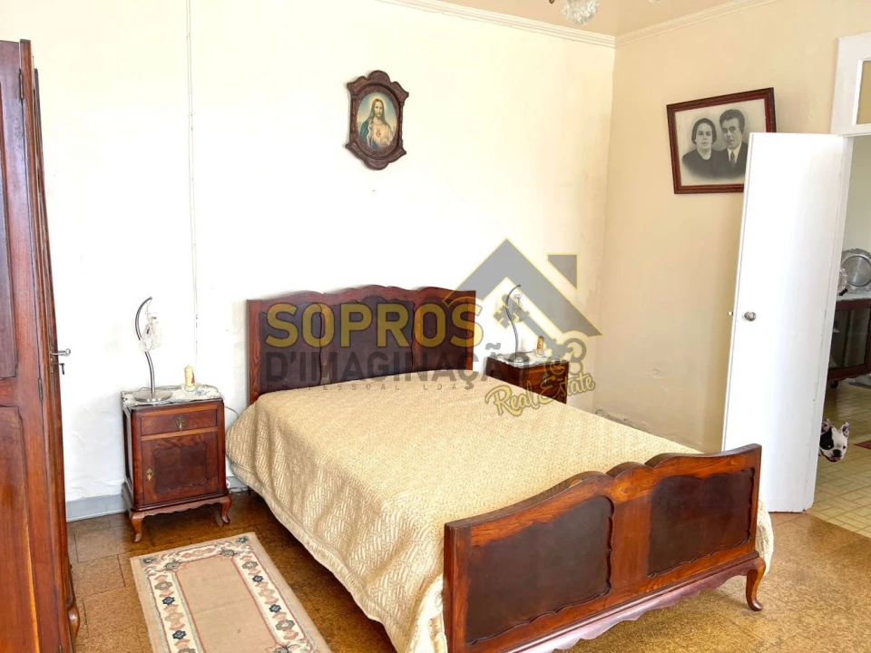 Moradia T5 para Venda em Cabo da Praia Foto 8