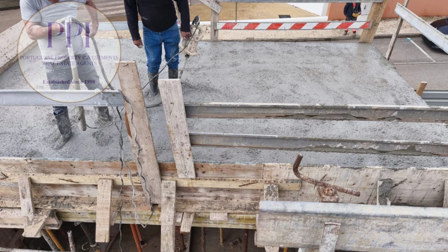 Moradia T3 para Venda em Budens Foto 3