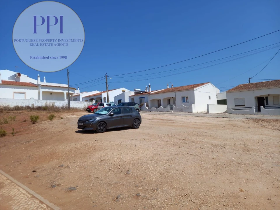 Moradia T3 para Venda em Budens Foto 6