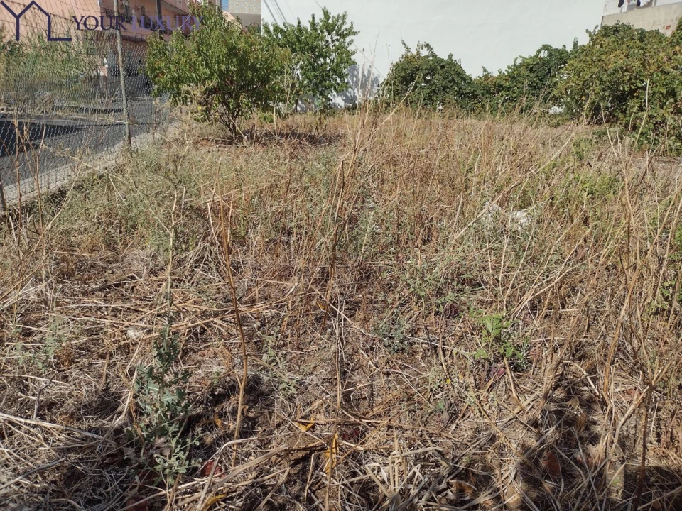 Terreno para Venda em Pontinha e Famões Foto 10
