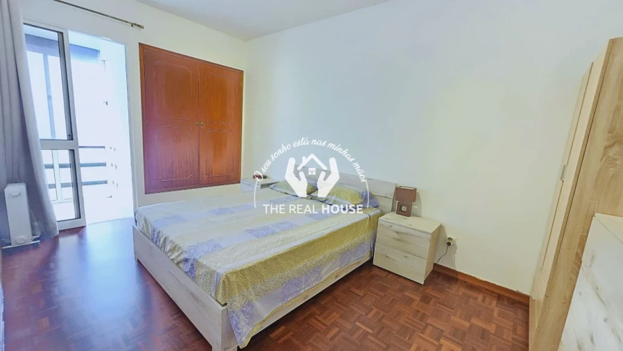 Apartamento T2 para Venda em Santo Antonio Foto 8