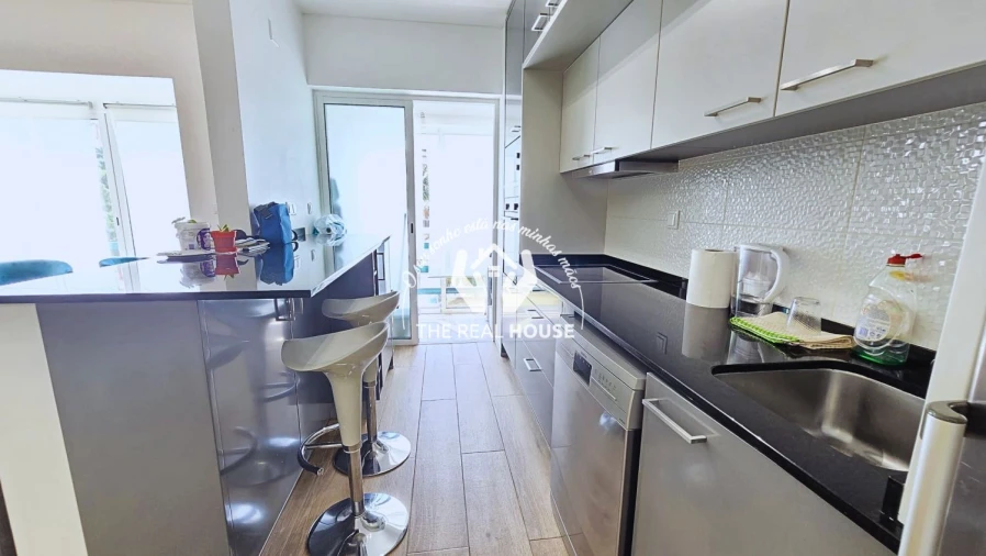 Apartamento T2 para Venda em Santo Antonio Foto 6