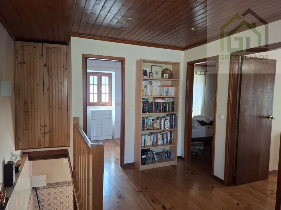 Moradia T2 para Venda em Folques Foto 22