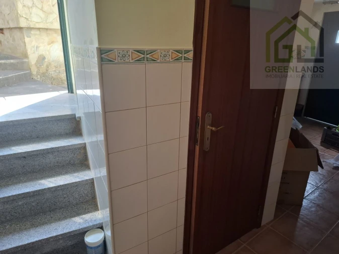 Moradia T2 para Venda em Folques Foto 50