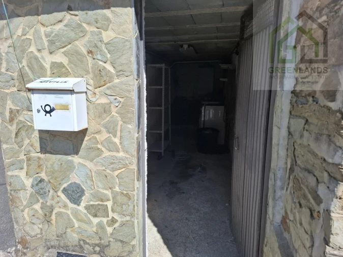 Moradia T2 para Venda em Folques Foto 47