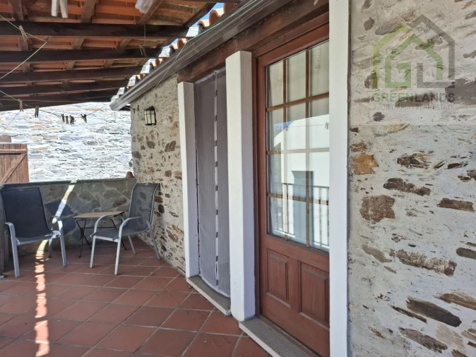 Moradia T2 para Venda em Folques Foto 33