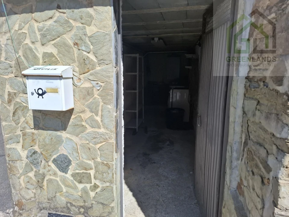 Moradia T2 para Venda em Folques Foto 47