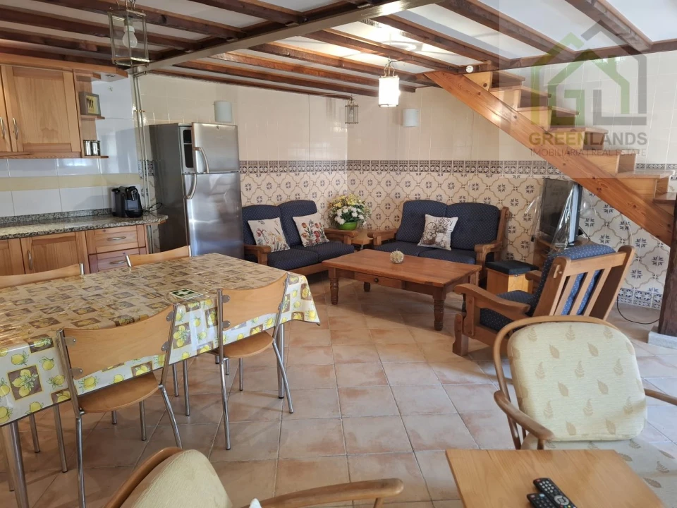 Moradia T2 para Venda em Folques Foto 2